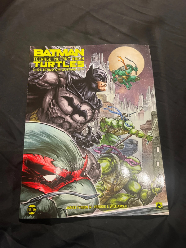 Batman teenage mutant ninja turtles 2/2