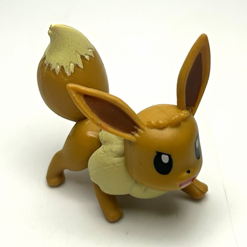 Pokémon Eevee 2" Battaglia Mini Figure Crawling Dynamic Pose Jazwares WCT Giocattolo