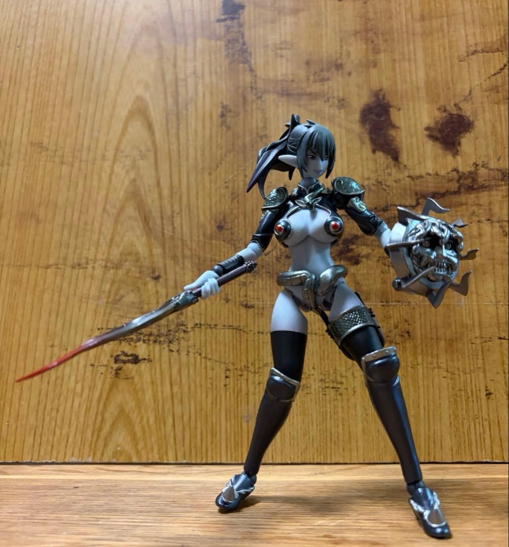 Revoltech Queen's Blade Echidna 2P Color No.03 Figure No Box