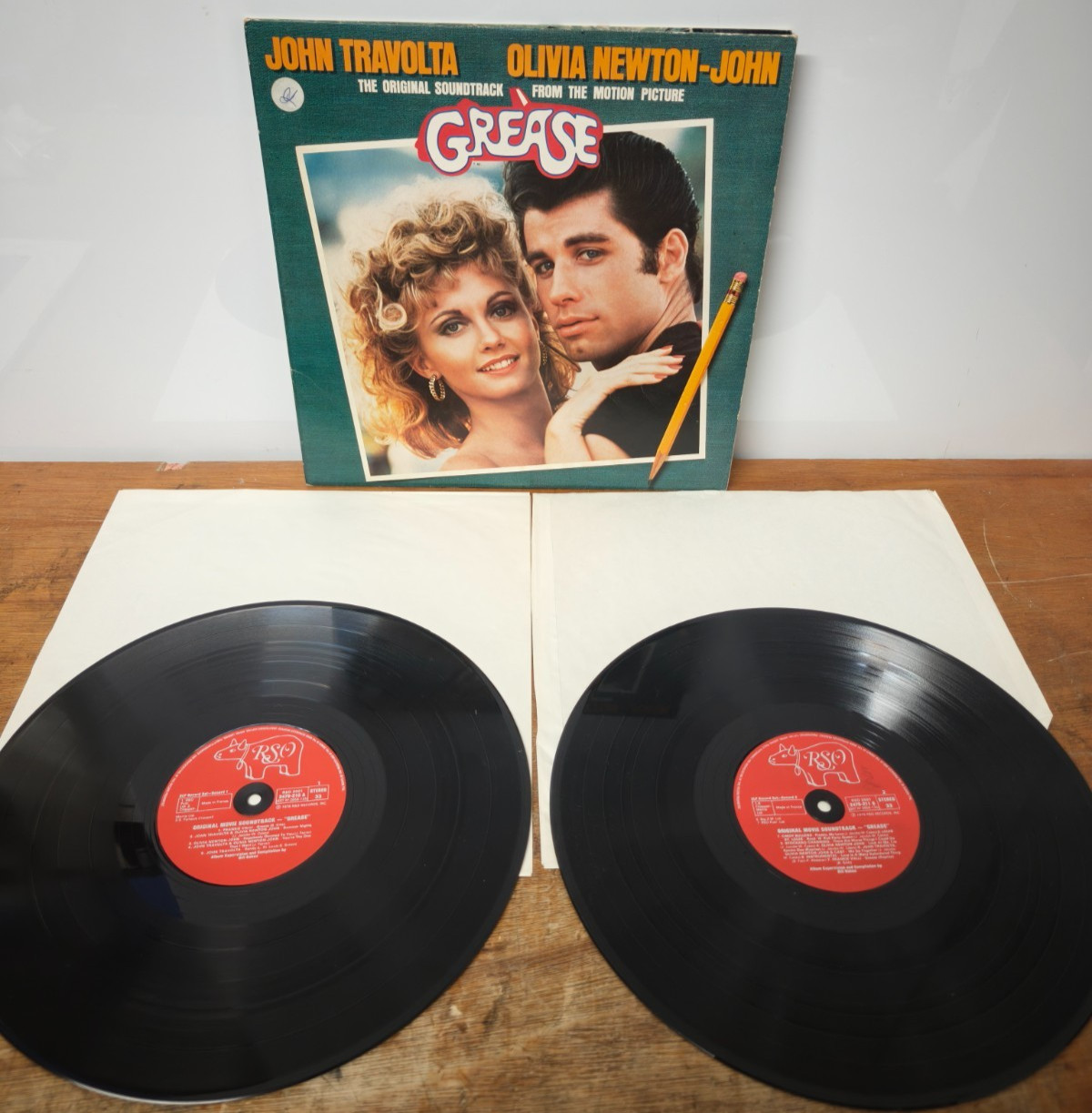  Grease Deluxe 2LP 12" Black Vinyl 1978 33RPM RSD 2001 Travolta / Newton-John