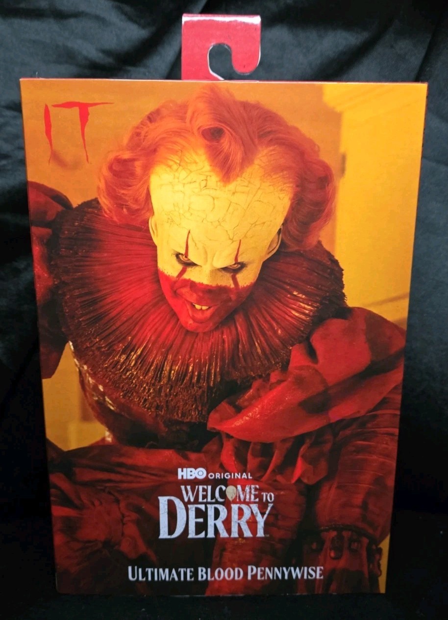 Modellino Neca IT Ultimate Blood Pennywise Welcome To Derry NUOVO