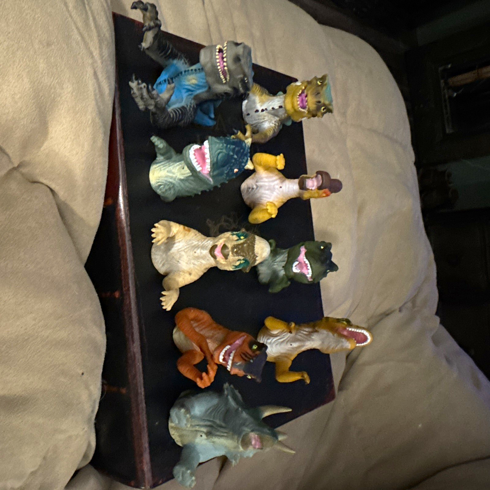 vintage 1996/1997 The Lost World: Jurassic Park dinosaur finger puppets