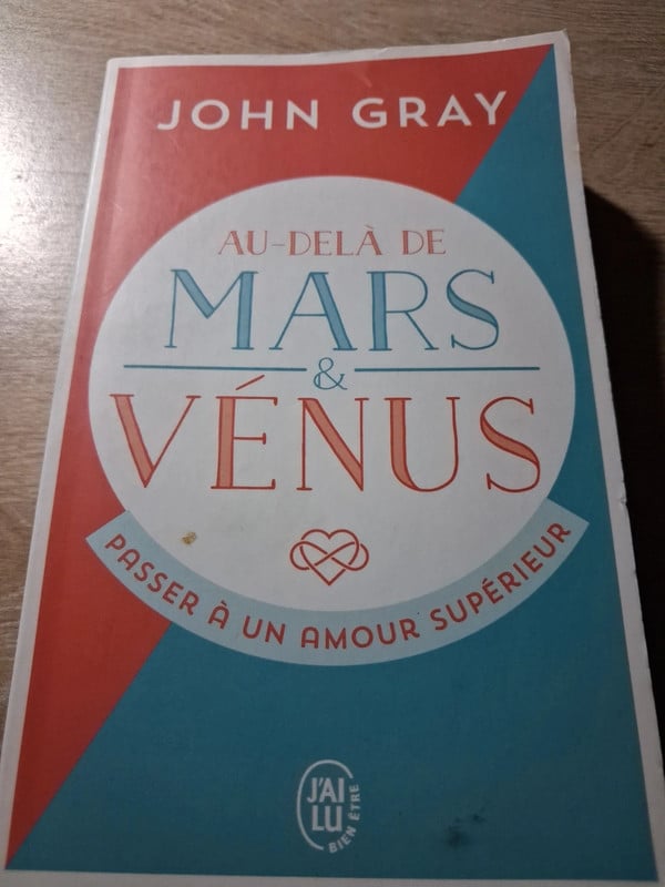 Livre au delà de mars et venus de john gray