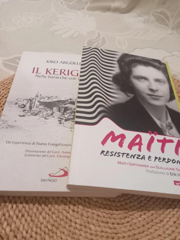 Set  2 libri
