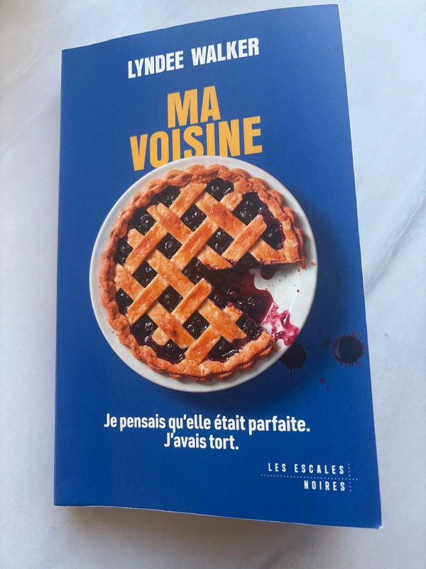 Livre la voisine de Lyndee Walker