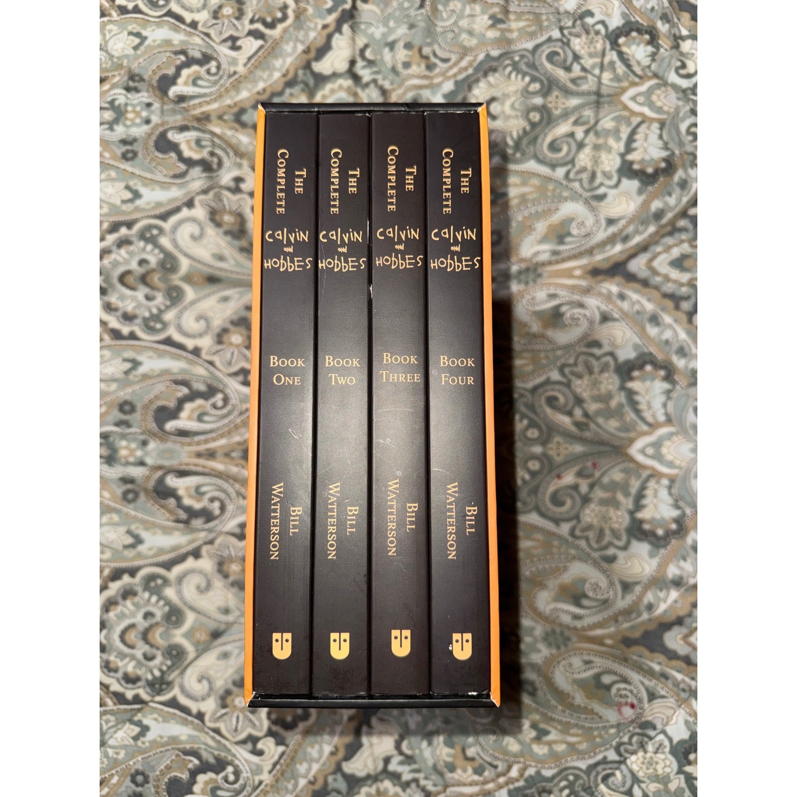 The Complete Calvin and Hobbes Paperback Box Set 4 Volumi Bill Watterson