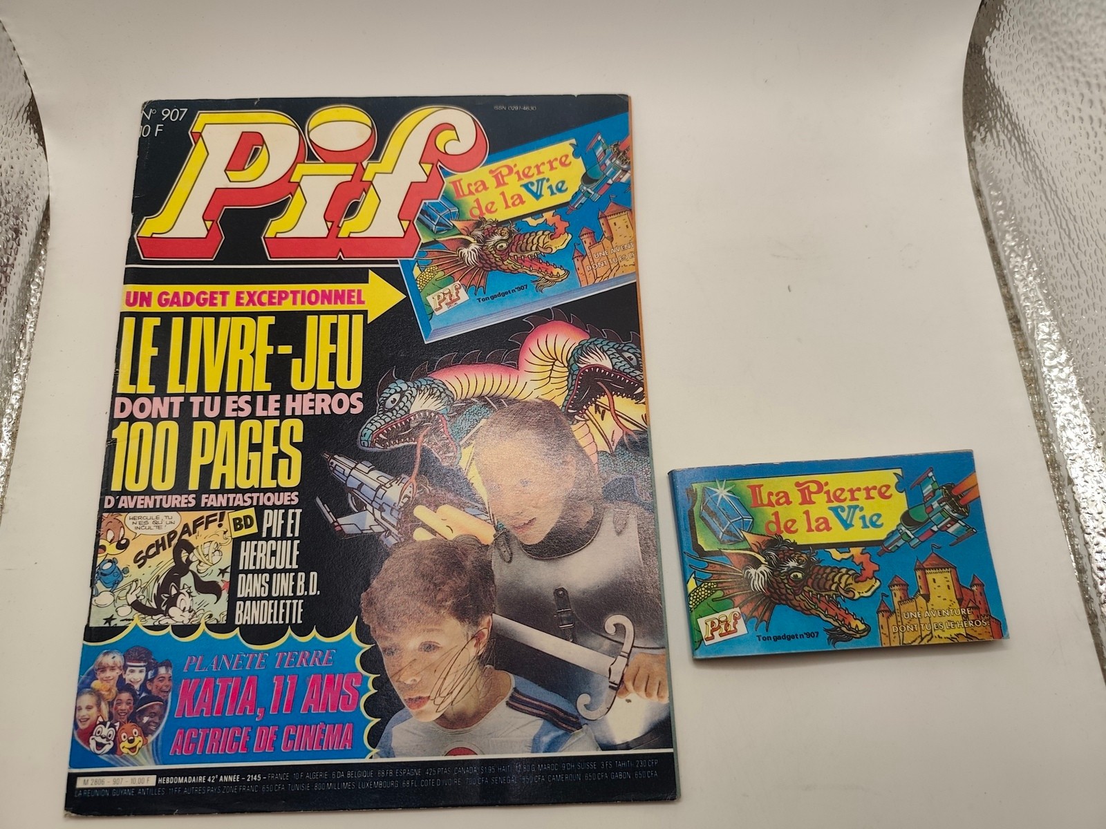 Pif Gadget 907 +gadget livre dont vous etes le heros jeux non faits ldvelh