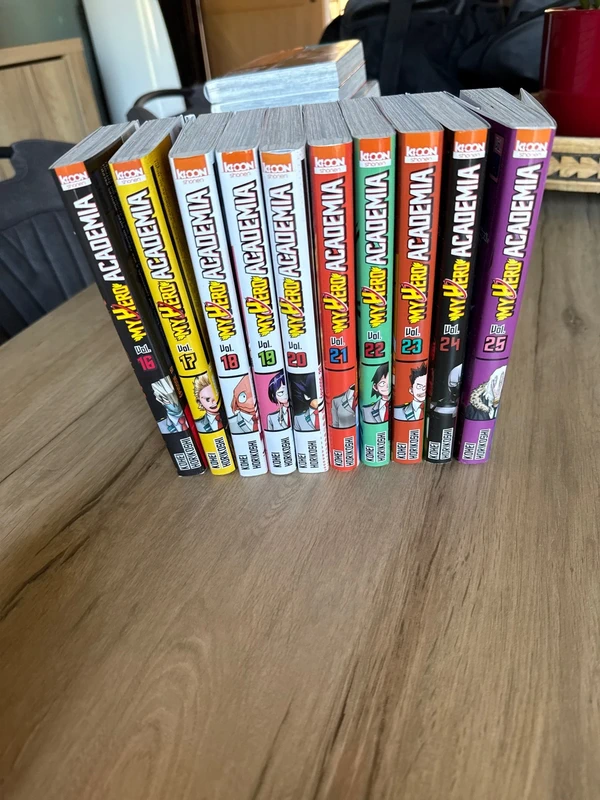 Livres My Hero Academia 16 à 25