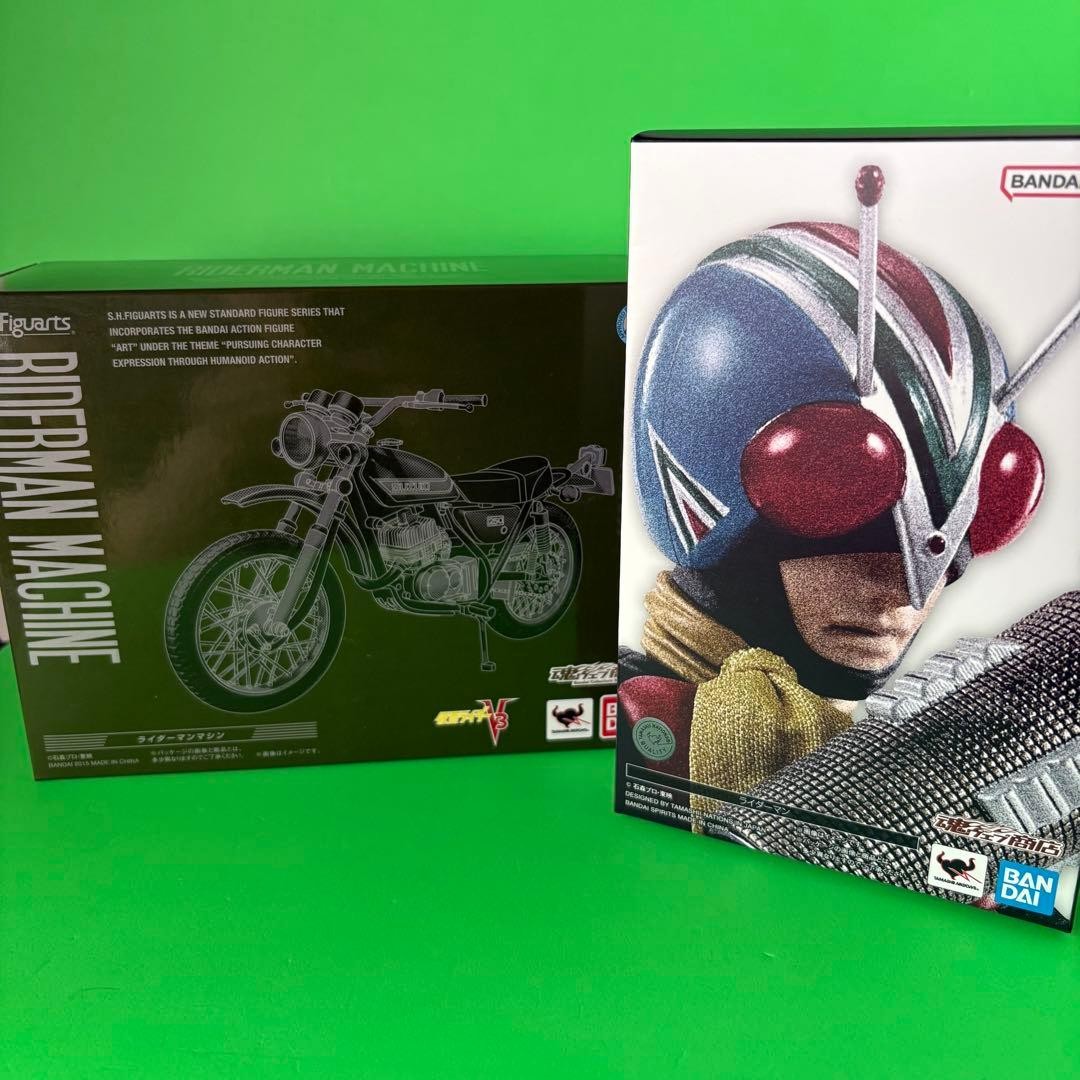 S.H.Figuarts Shinkocchou Seihou Riderman & Riderman Machine