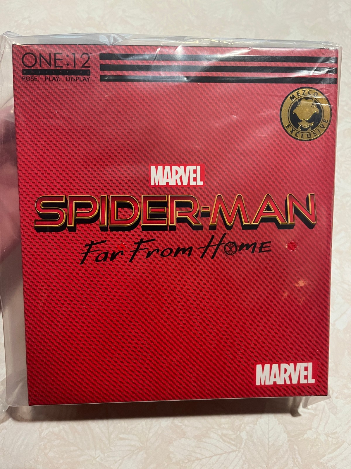 Mezco One 12 Collective Spider-Man Far From Home - Deluxe Edition Action Figure