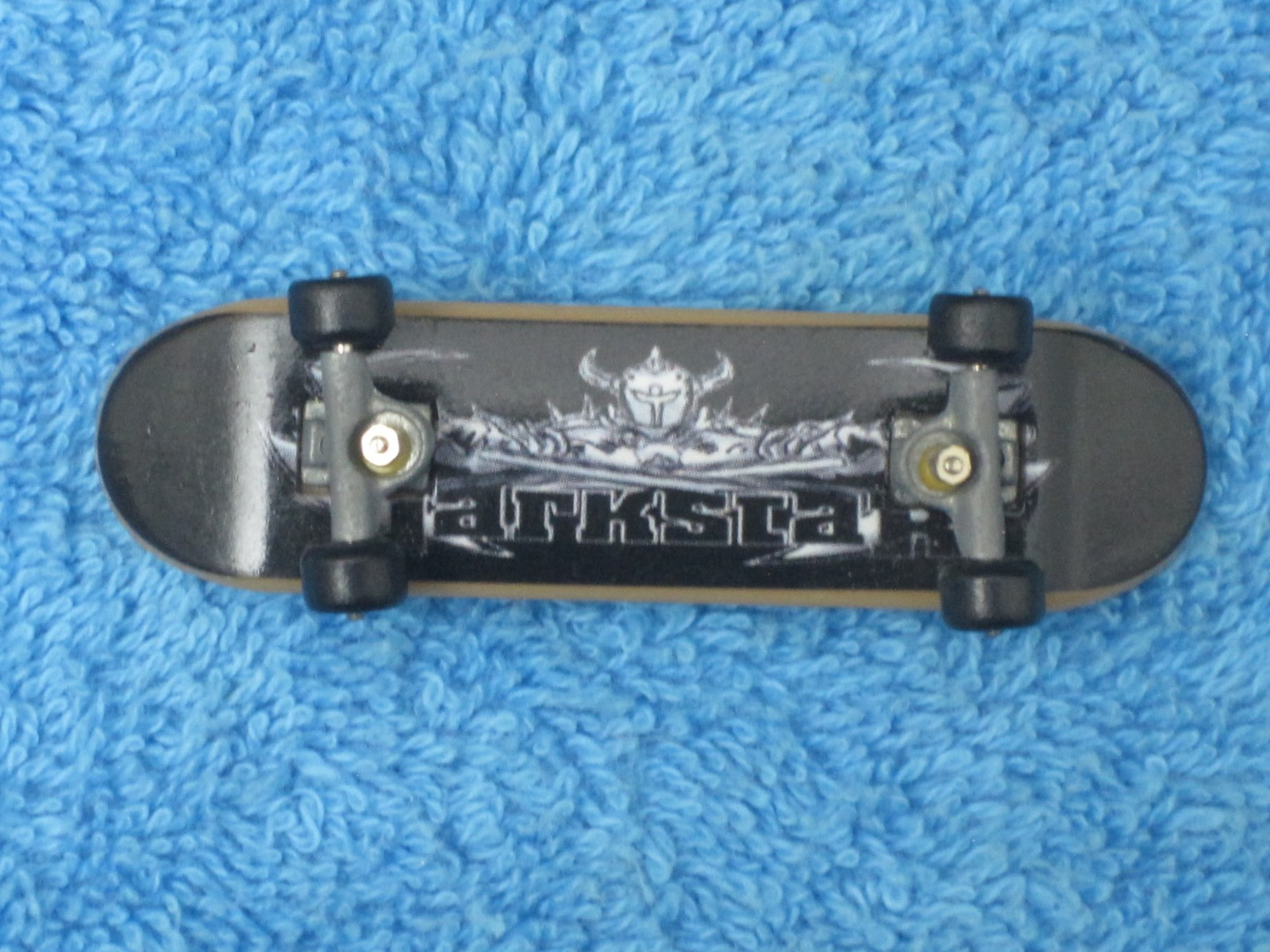 Darkstar Tech Deck mini 57 mm tastiera skateboard vintage Thomas Momolu Snyder