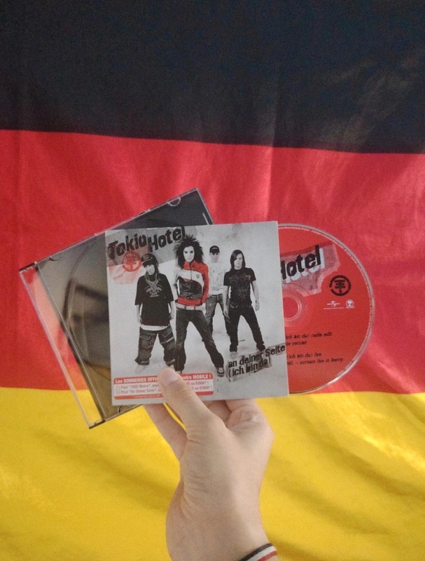 CD An Deiner Seite ( ich bin da ) - Tokio Hotel + une boîte de protection