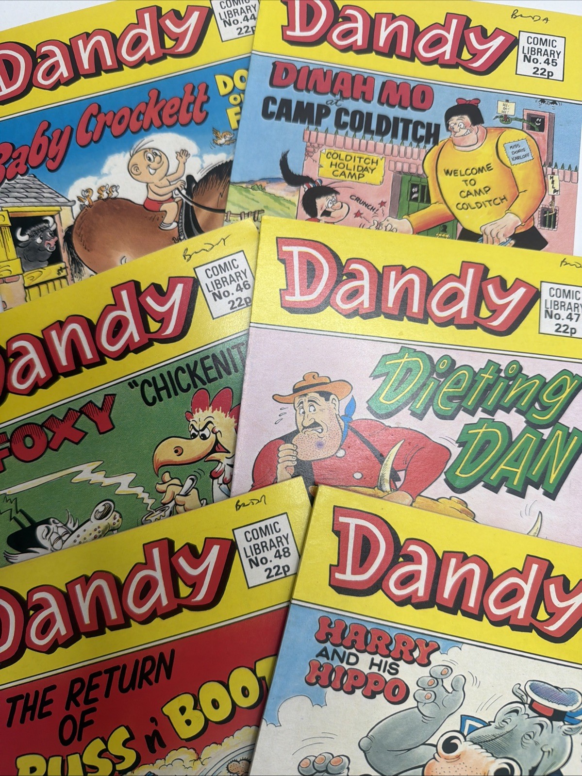 DANDY COMIC LIBRARY x 6  Vintage 1985 Puss n' Boots /Dinah Mo / Desperate Dan
