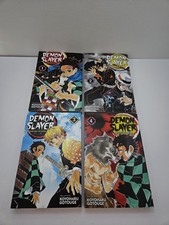 Demon Slayer: Kimetsu no Yaiba Vol 1-4 (Copertina morbida) Ottime condizioni