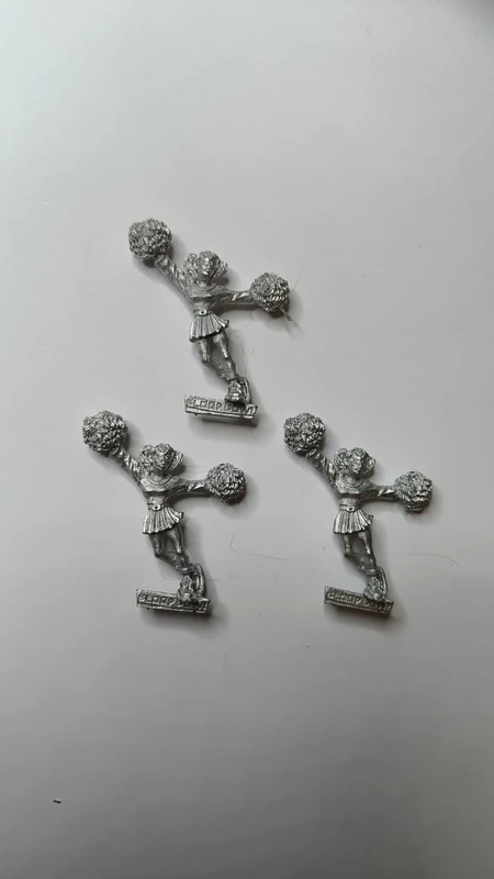 3 Bloodbowl Cheerleader
