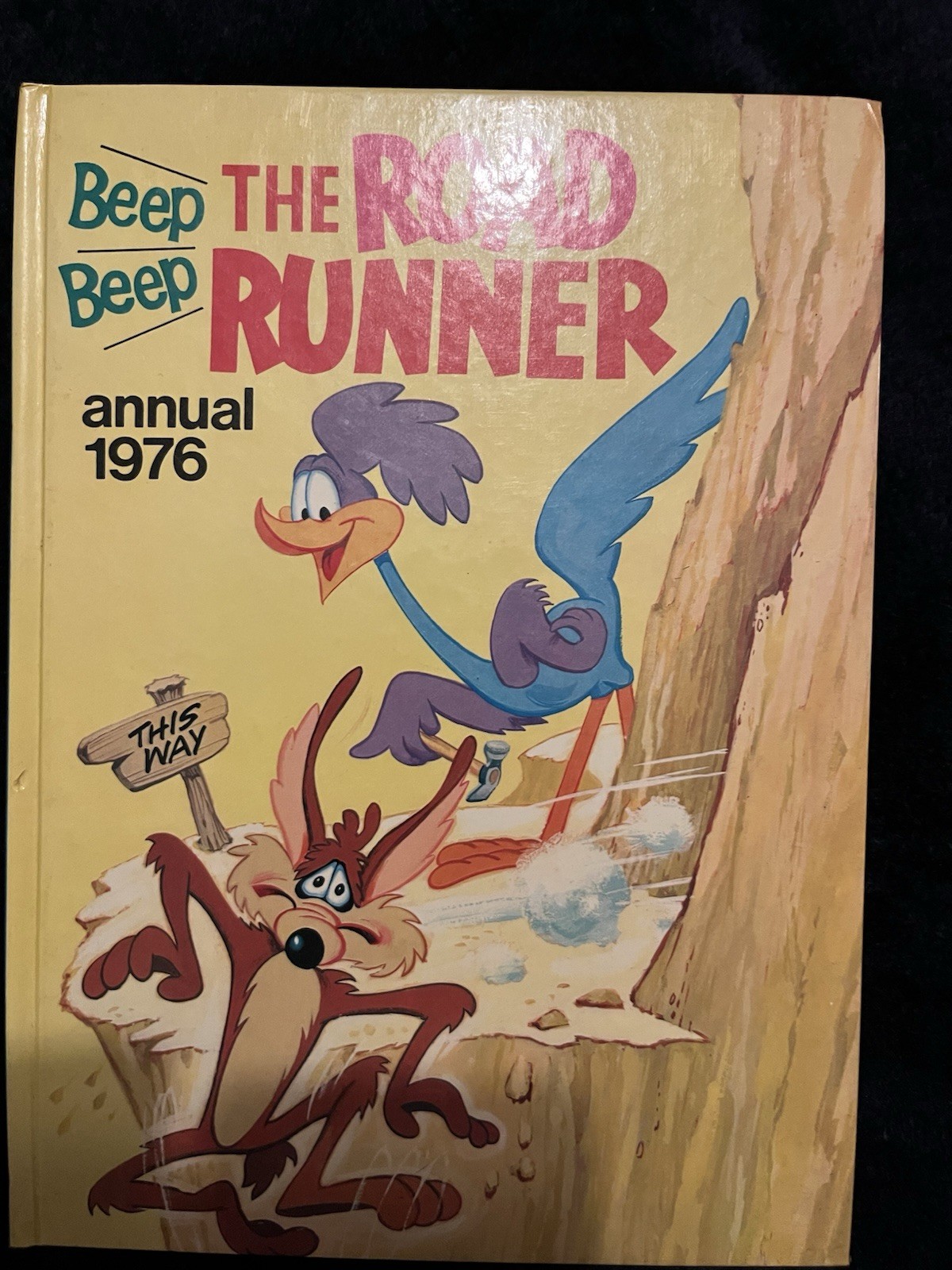 The Road Runner Annual 1976 Unclipped Lovely Condition