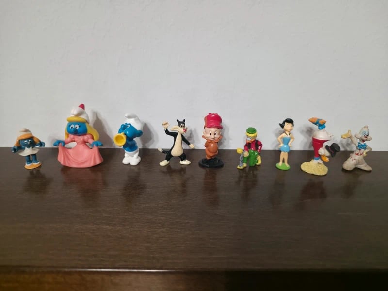Lotto Kinder Puffi Vintage, Looney Tunes, Flintstones, Palace Pets