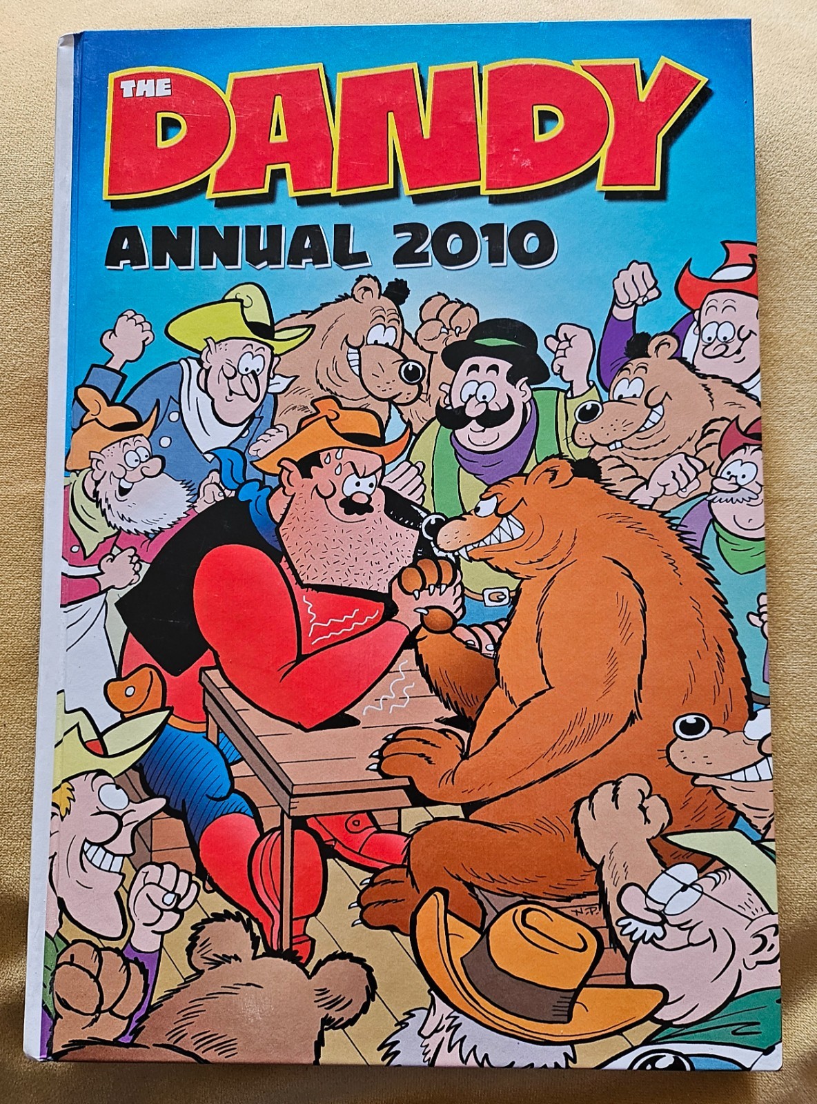 2 Dennis The Menace,2 Dandy,1 Beano