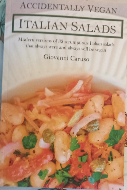Libro "accidentalky vegano italiano salads