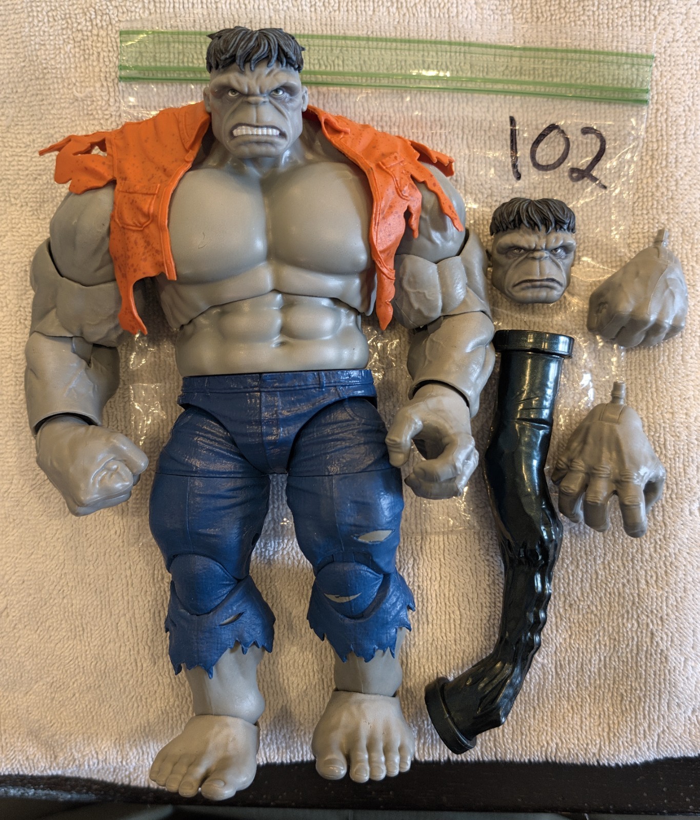 102 Marvel Legends 60th Anniversary Grey Hulk da 2 confezioni sfuse complete