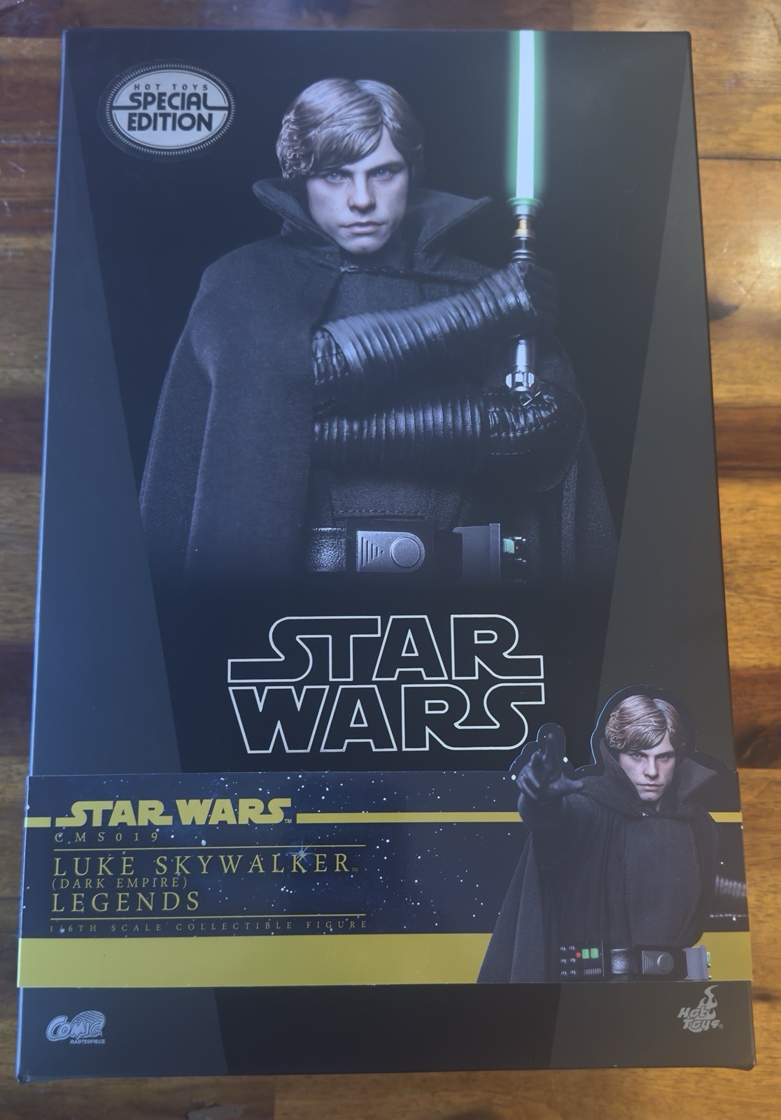 Hot Toys Star Wars Luke Skywalker Dark Empire With Upgraded Sith Eyes READ!