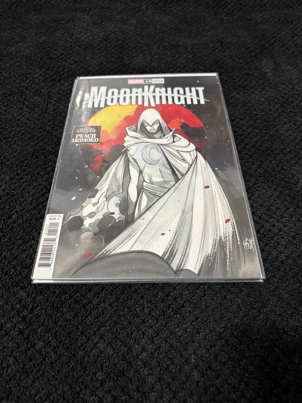 Moon Knight 18 Peach Momoko Marvel Universe variante Marvel Comics 2023 MacKay quasi nuovo