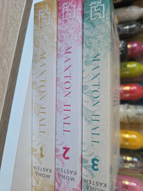 Livres Maxton Hall T.1-2-3