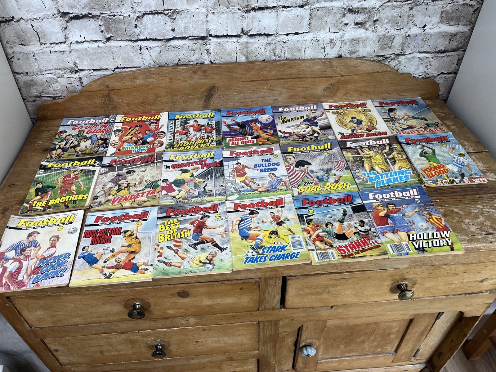 Football Picture Story Monthly Comic Book x20 issues 28-94