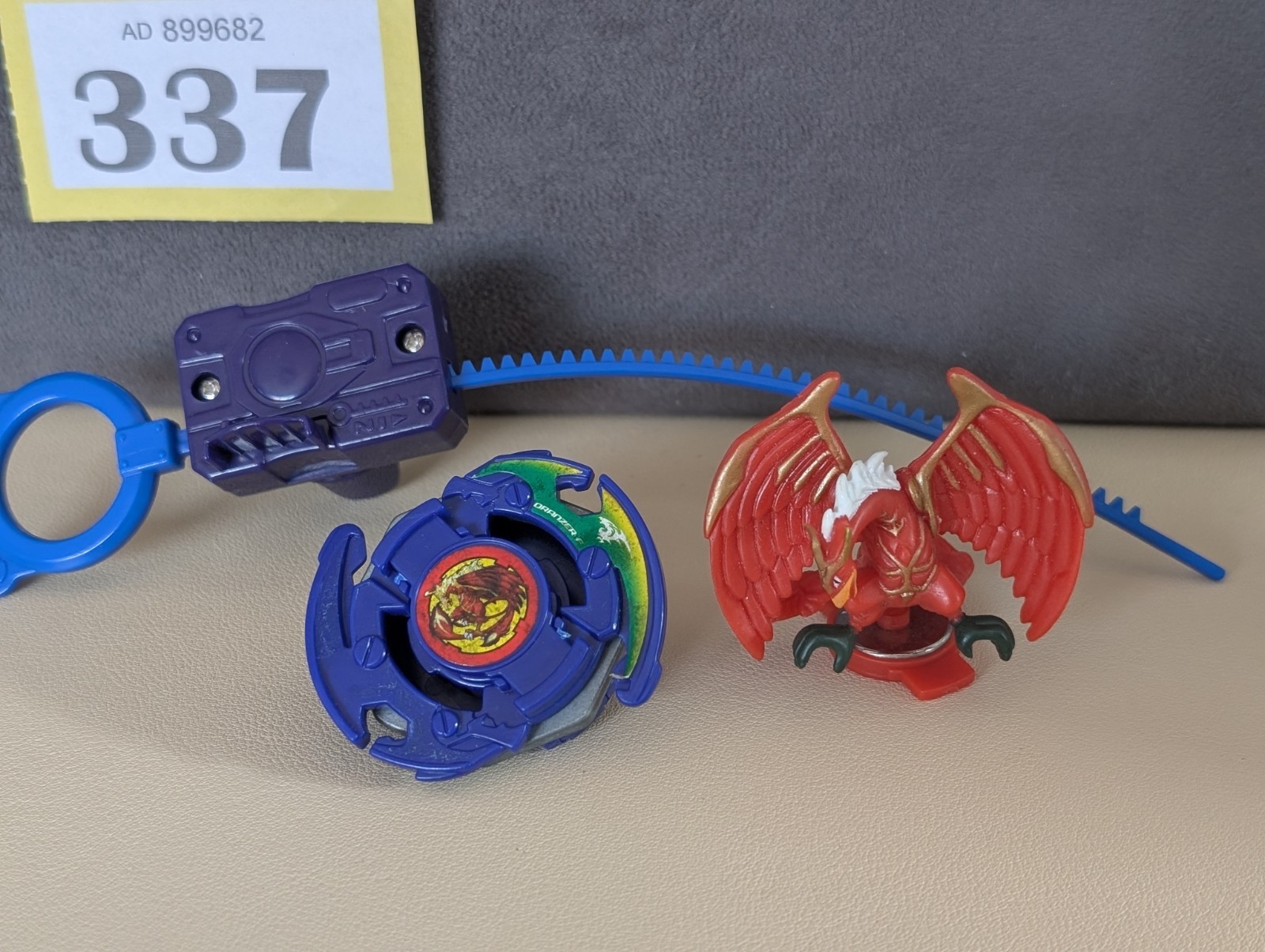 Modellino Beyblade Dranzer F e Dranzer con lanciatore, usato condizioni 