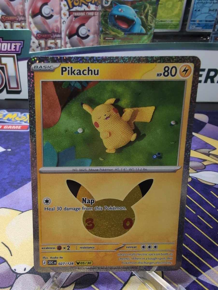 Pikachu Holo Pikachu Rare ME: 30th Celebration 027/128 NM