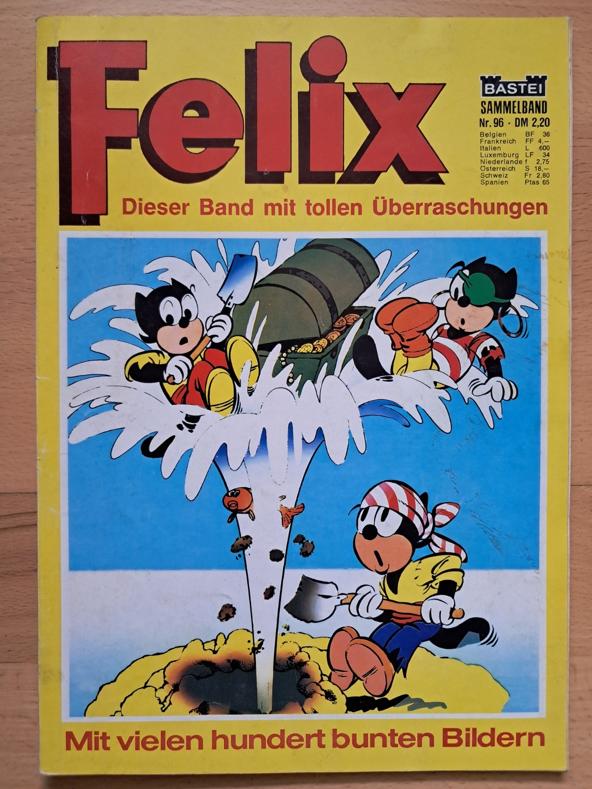 Volume da collezione Felix n.96 con Felix n.778, libretto speciale pasquale - Z1-2