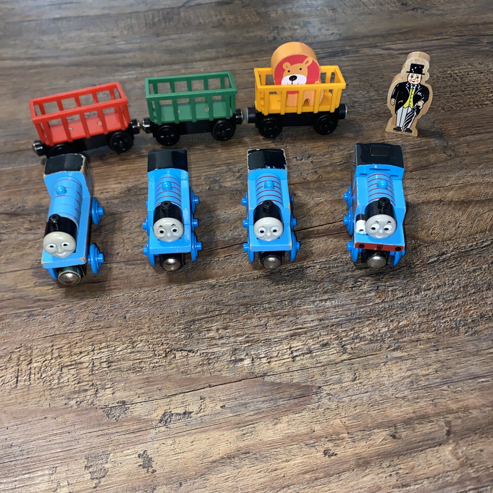 Vintage wooden Thomas train magnetic circus train railway sir topham hat  