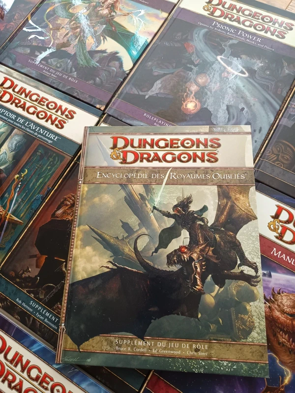 Tome Dungeons et Dragons : Encyclopédie des Royaumes Oubliés