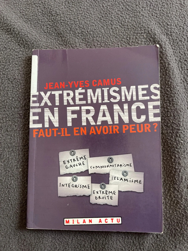 Livre extrémismes en France