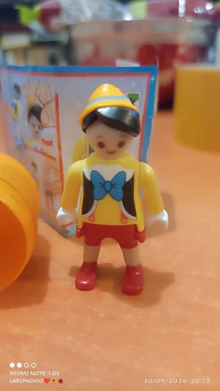Muñeco kinder
