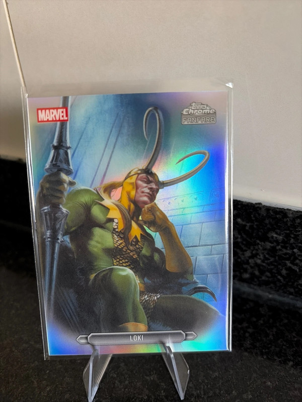 Topps Marvel 2026 Loki Fanfare