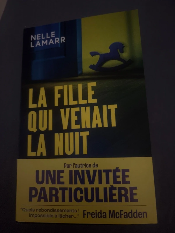 La fille qui venant la nuit