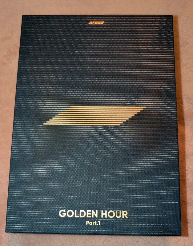 Album Ateez Golden hour