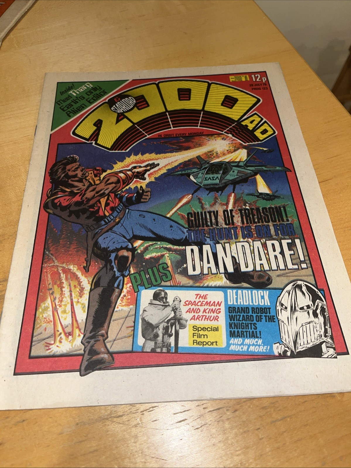 2000AD PROG 123