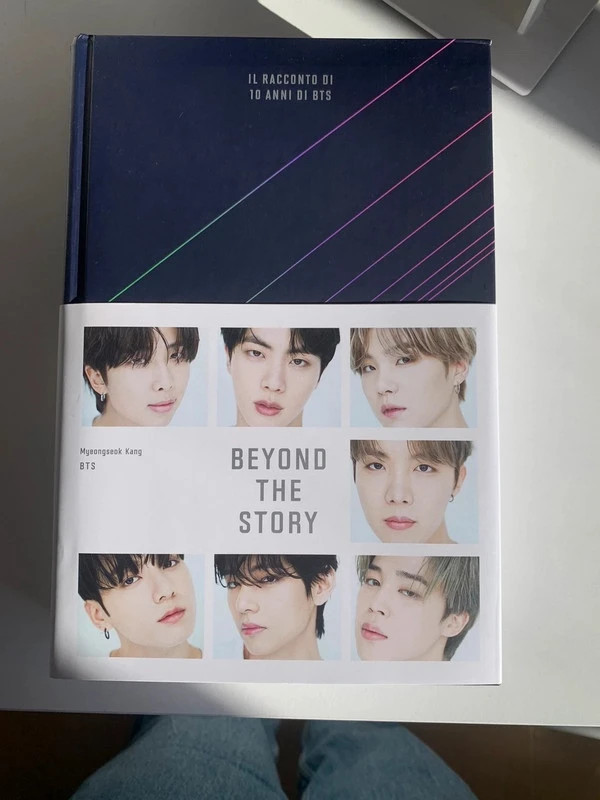 Beyond the story + Photocards in Italiano