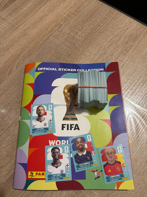 Lot de 110 cartes Panini coupe du monde 2026