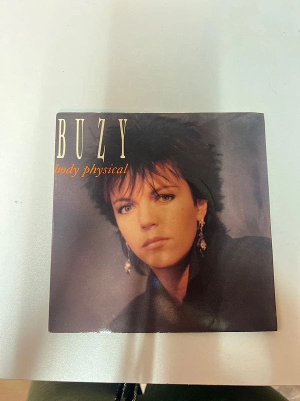 Vinyle Buzy Body Physical
