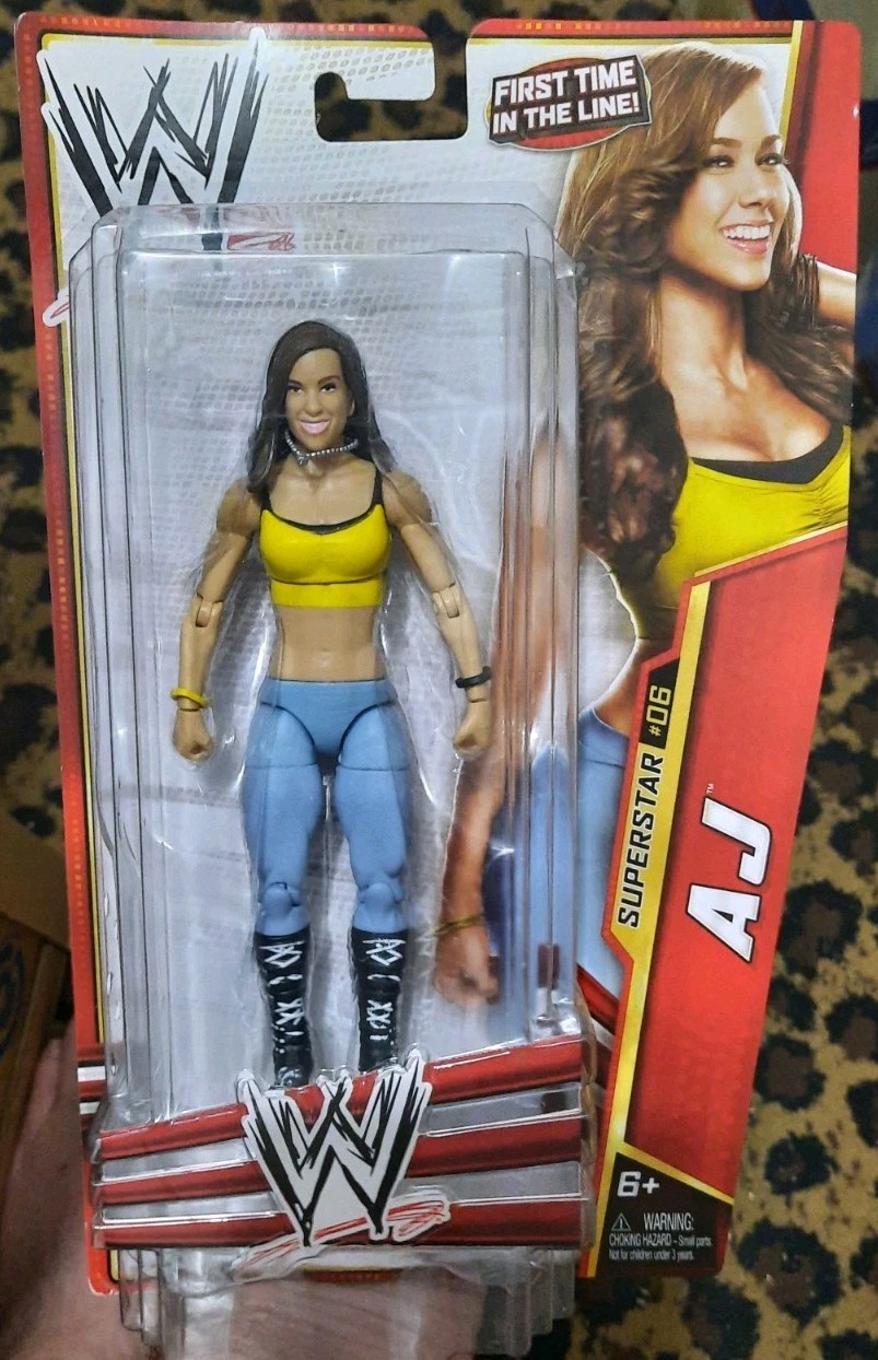 Figurine WWE AJ Lee Basic Series 24 prima volta in linea #6 c.2012