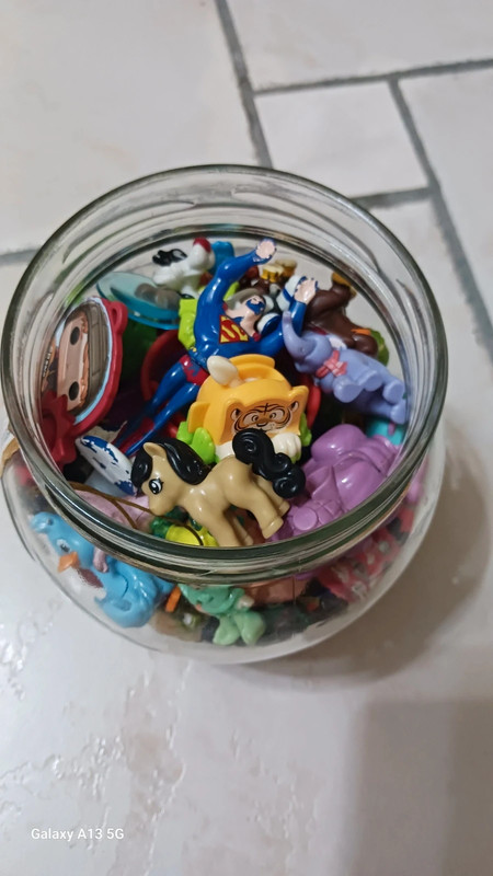 Lotto 2. Sorprese kinder