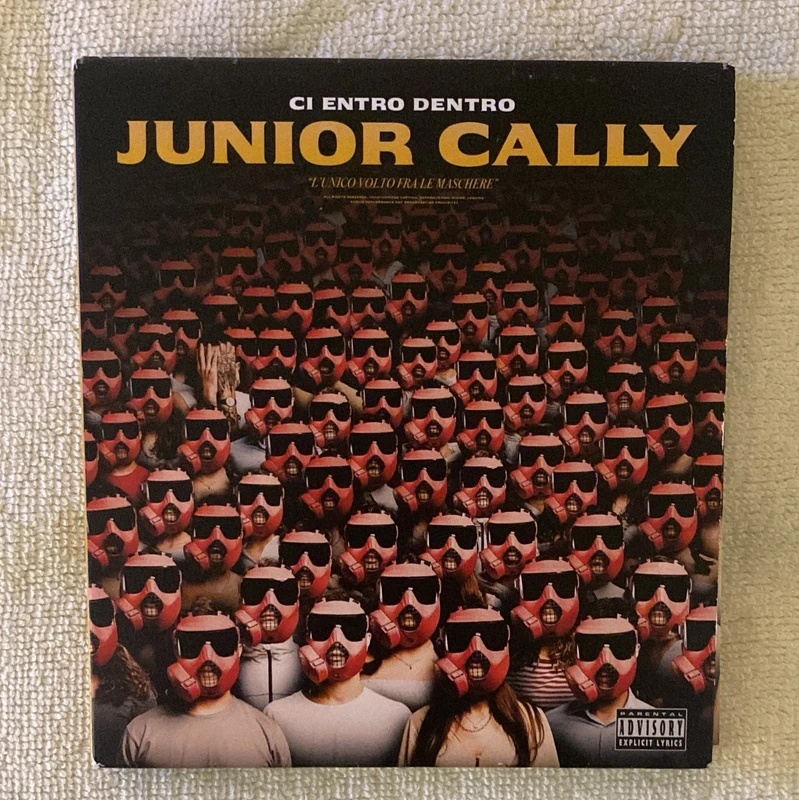 CD Junior Cally "ci entro dentro"