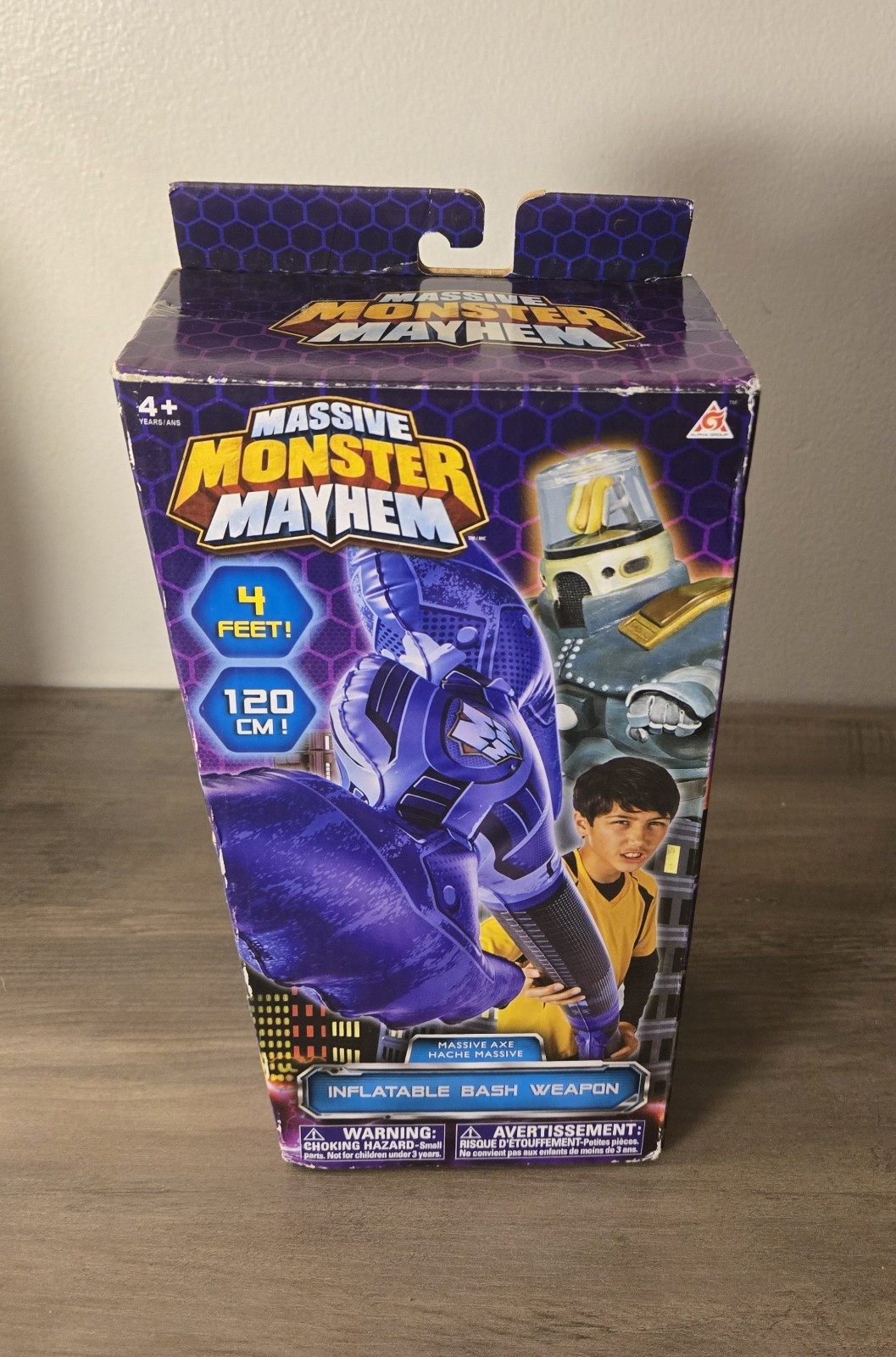 Massive Monster Mayhem Inflatable Bash Weapon Axe 4 Feet Long New Unopened