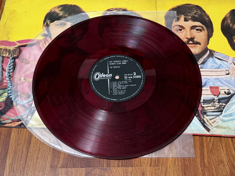 The Beatles Sgt. Pepper's Lonely Herts Club Band Lp Japan 1967 Op 8163 Gatefold Red Translucent