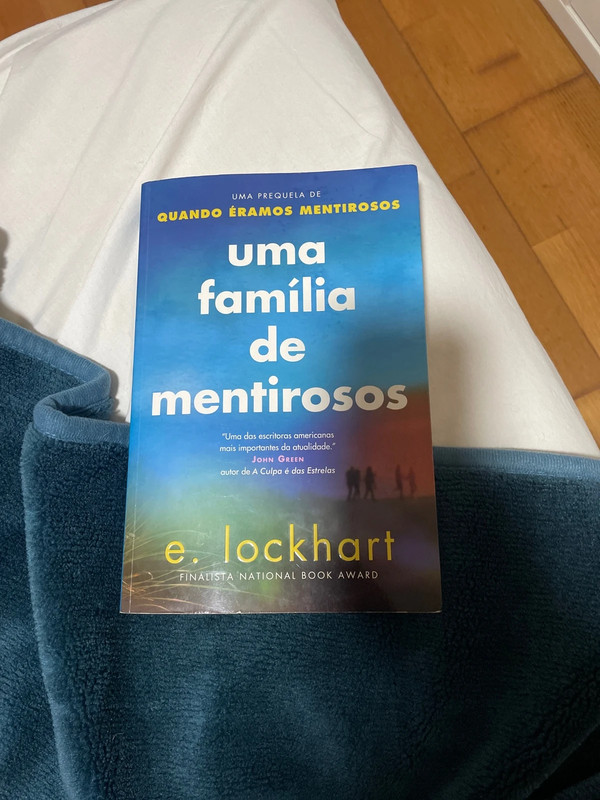 Livro uma família de mentirosos