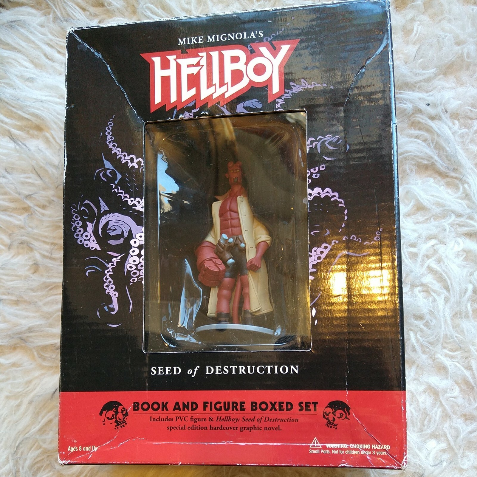 Hellboy Seed Of Destruction Book And Figure Set by Mike Mignola , Dark Horse  