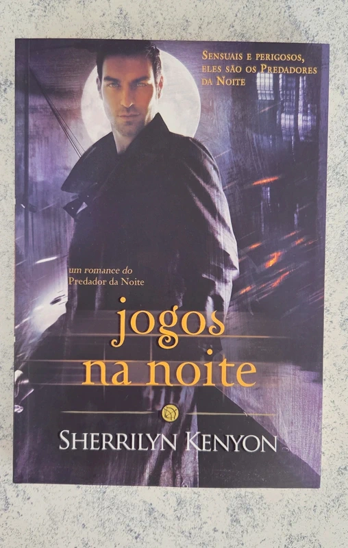 Jogos na Noite de Sherrilyn Kenyon